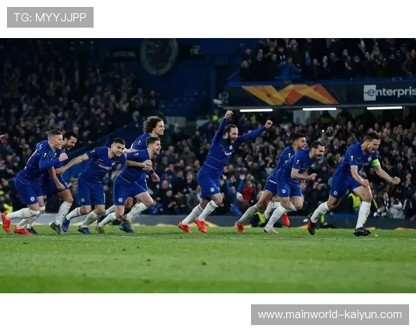 高压逼抢与控球反击博弈 英超战术体系呈现多元化发展态势 高压逼抢与控球反击博弈 英超战术体系呈现多元化发展态势